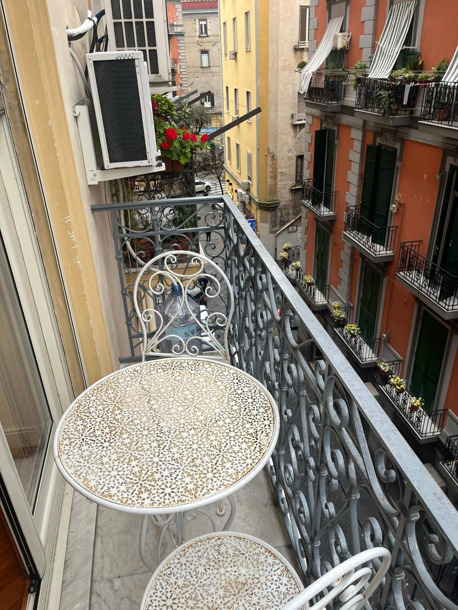 La Canzonetta Affittacamere Napoli Dış mekan fotoğraf